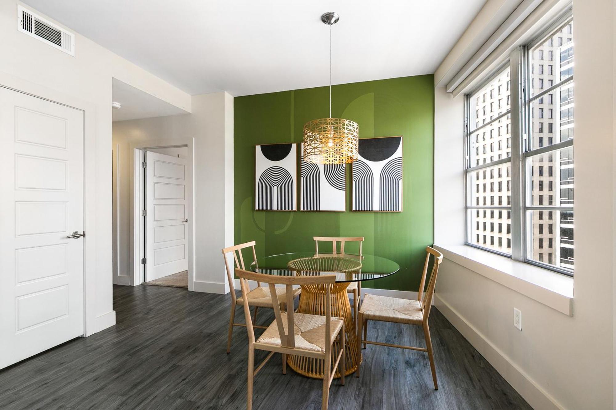 Luxury 2-Bedroom Condo Steps Away From The French Quarter Ню Орлиънс Екстериор снимка